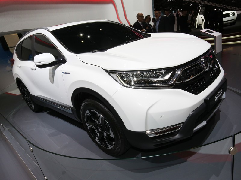 Nová Honda CR-V už i v evropské sériové verzi